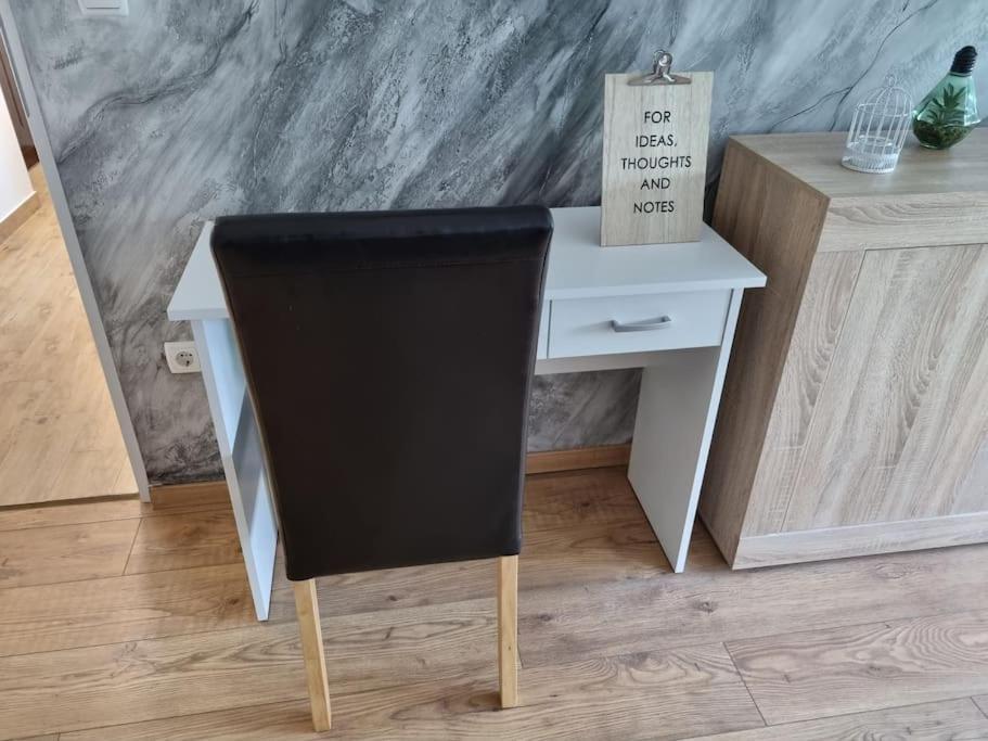 Bojana 34m2,free Wifi,parking Sisak